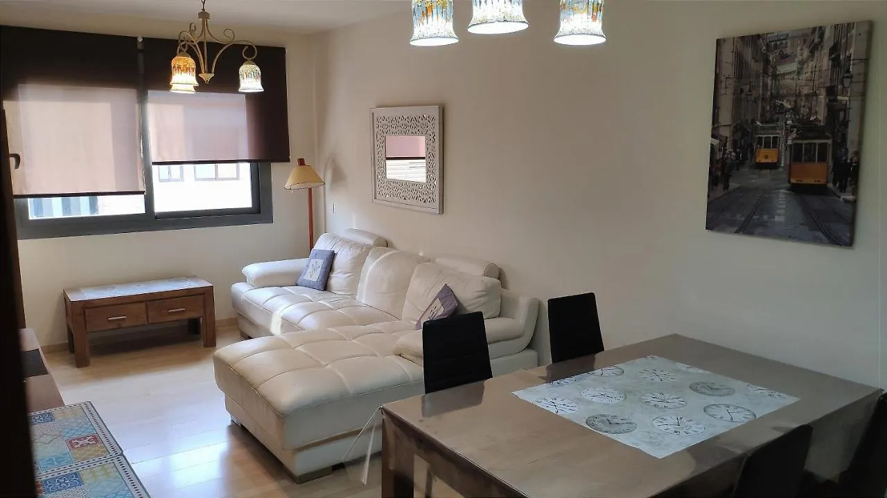 Apartment On The Beach! Frente Al Paseo Maritimo, Parking Y Piscina Malaga