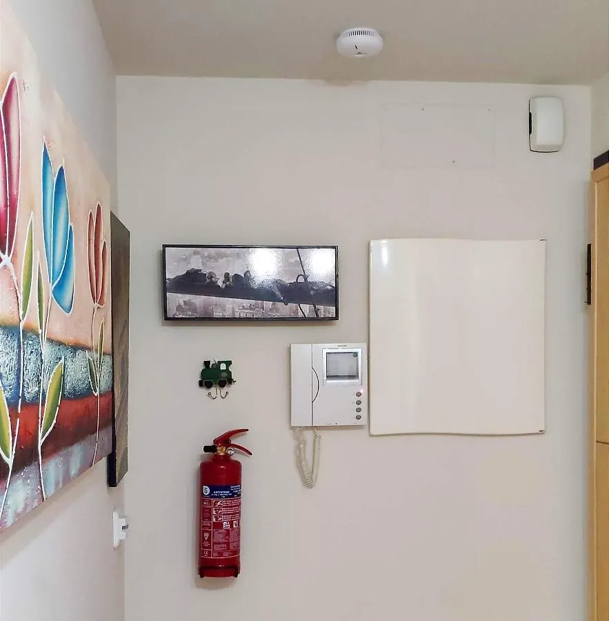 Apartment On The Beach! Frente Al Paseo Maritimo, Parking Y Piscina Malaga